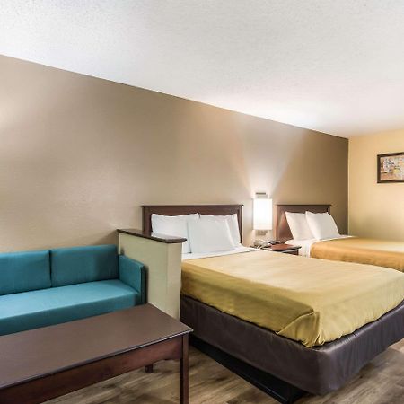 Econo Lodge Клинтон Экстерьер фото